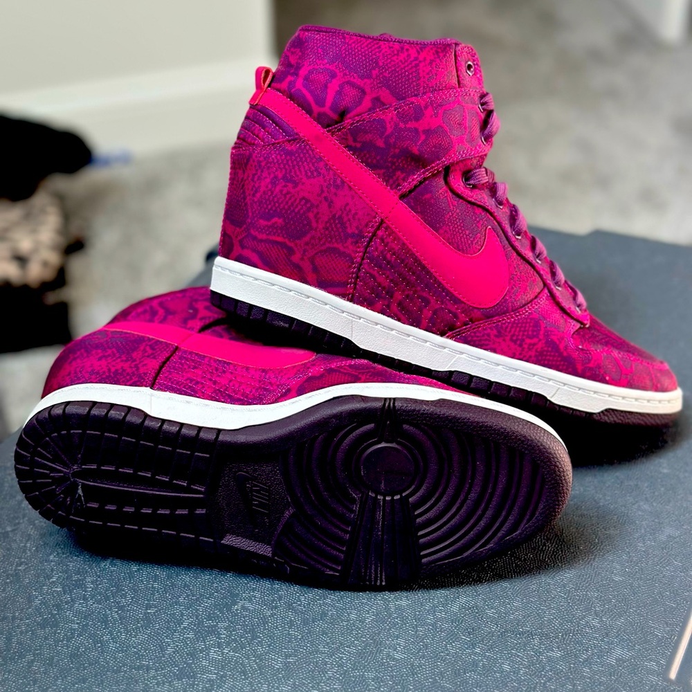 Nike Dunk Sky Hi, Size 10, Python Print.